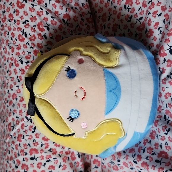 Brand New Disney Alice in Wonderland Squishmallows - Picture 1 of 10